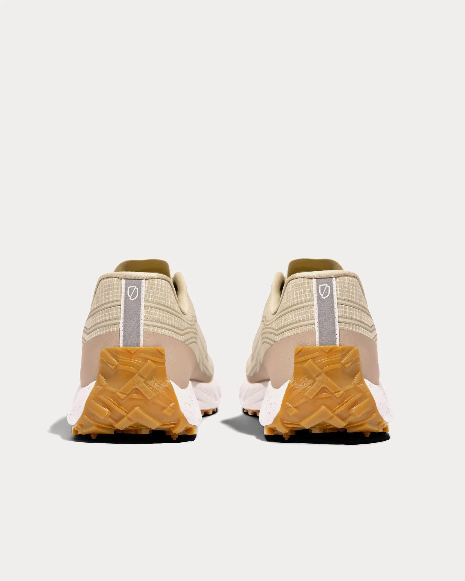 002 Sand Running Shoes