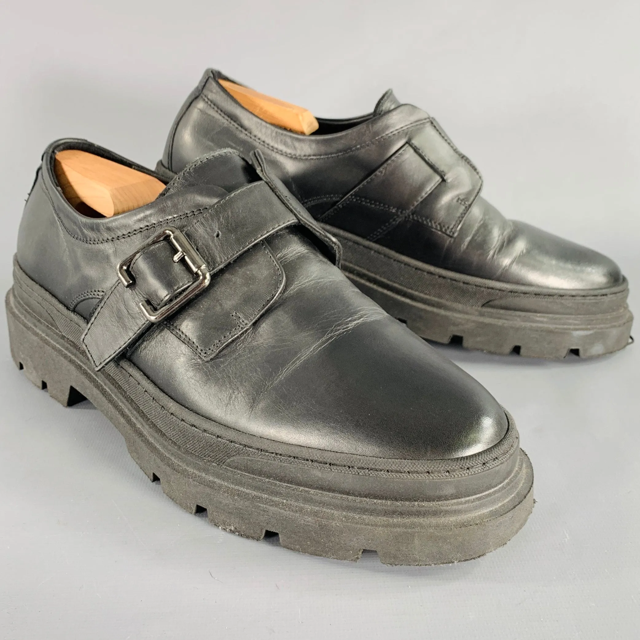 8 BY YOOX Size 10 Black Leather Buckle Chunky Sole Loafers
