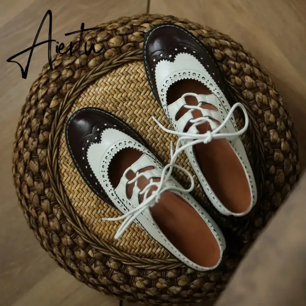 Aiertu Shoes Women Split leather Shoes for Women Spring/Autumn Women Loafers Summer Brogues Vintage Lace-up Shoes Women Pumps