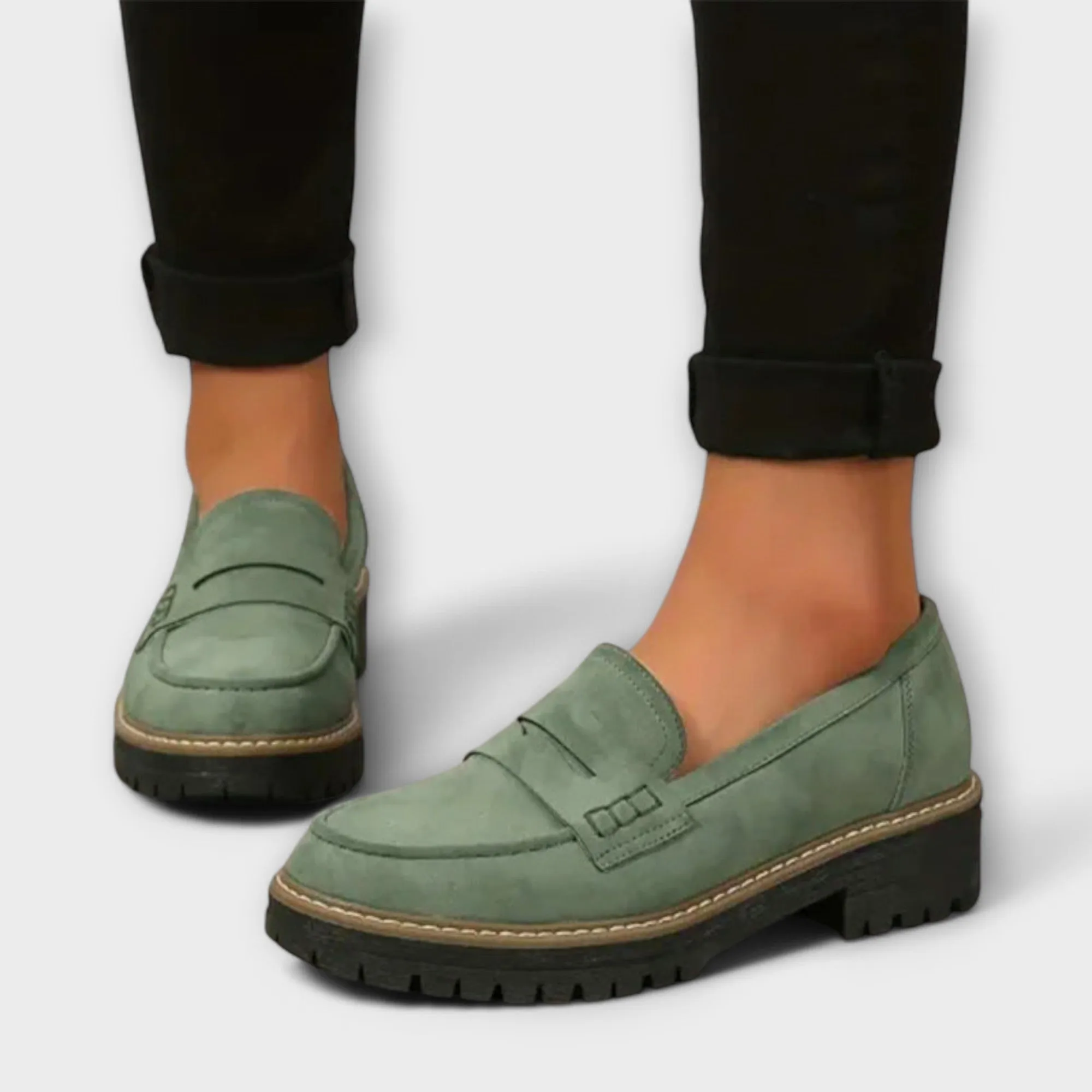 Alisa - Classic Loafer