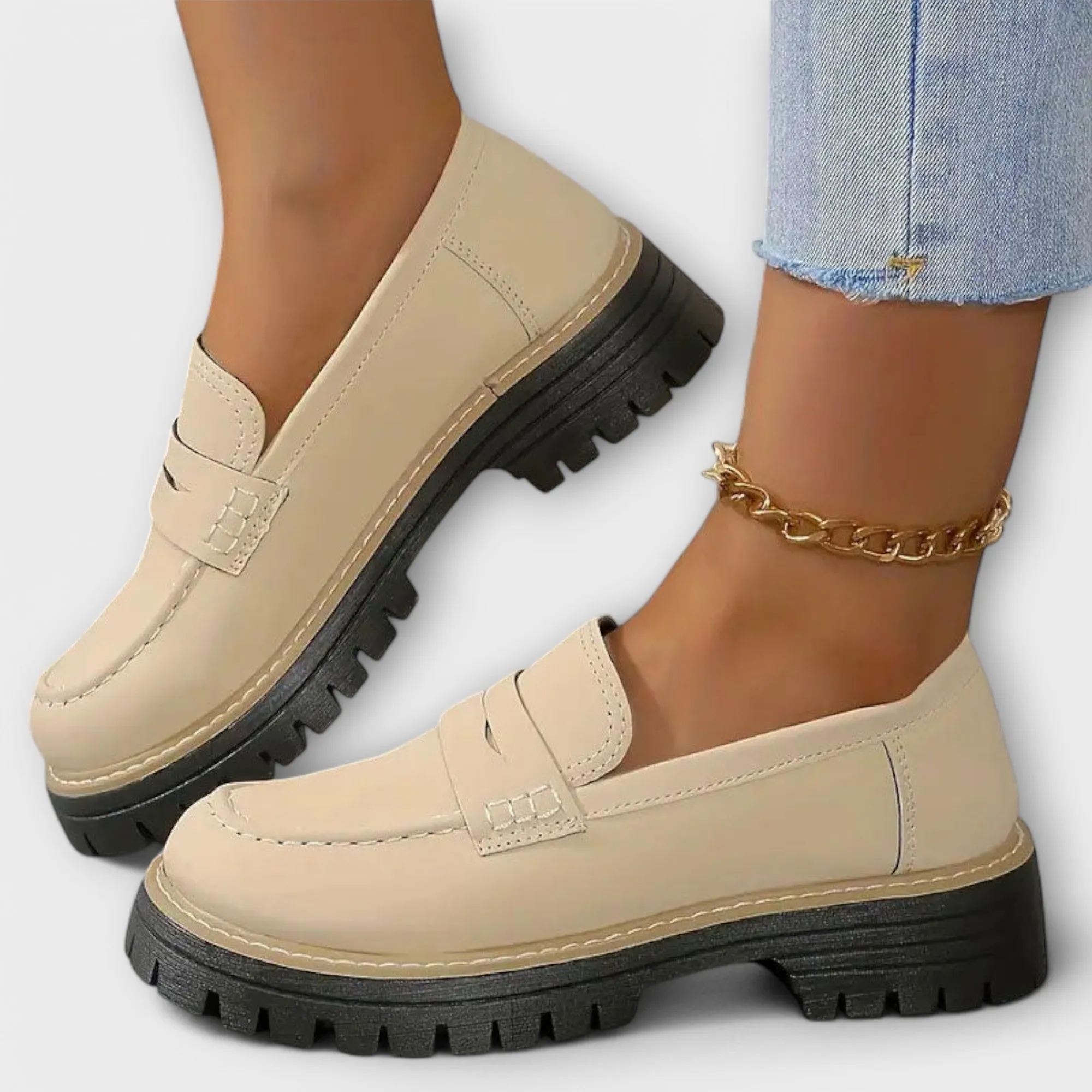 Alisa - Classic Loafer