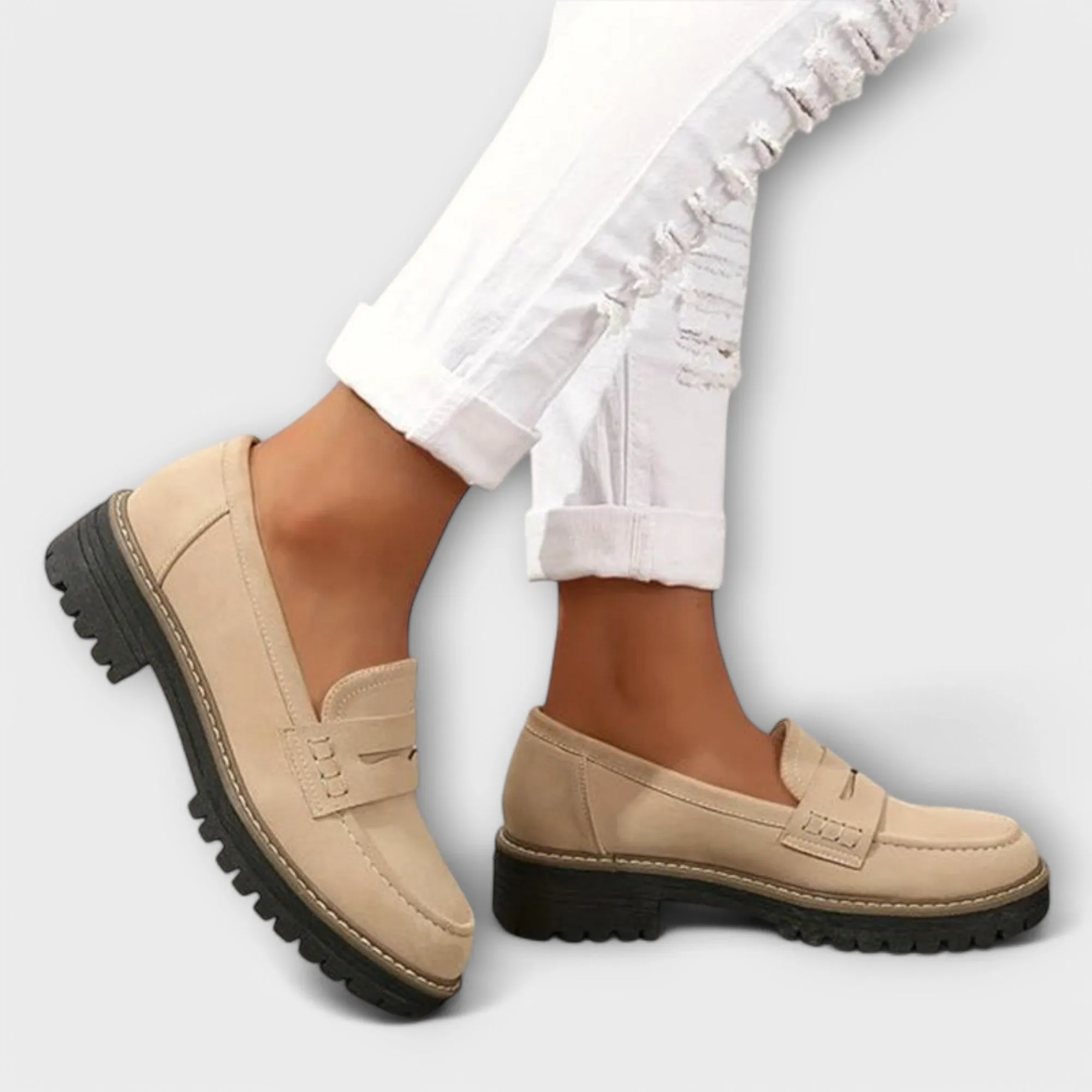 Alisa - Classic Loafer