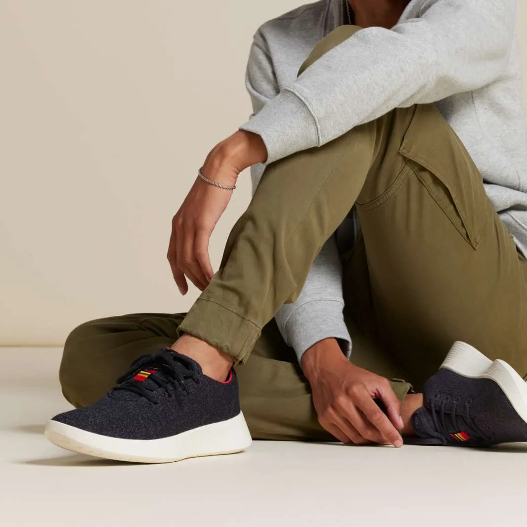 Allbirds Wool Runners Go - Natural Black/Kea Red (Natural White Sole)