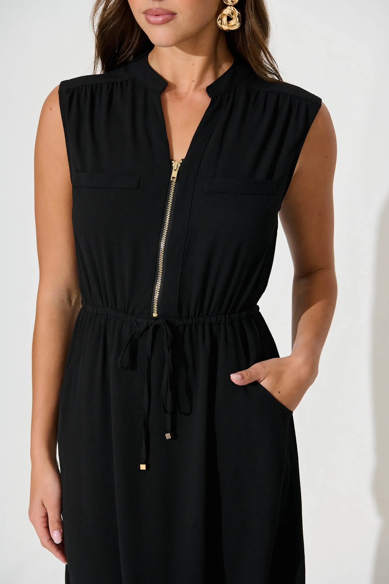 Bedfordshire Zip Dress In Black