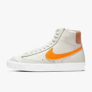 Blazer Mid ’77 Vintage (Light Bone   Total Orange)