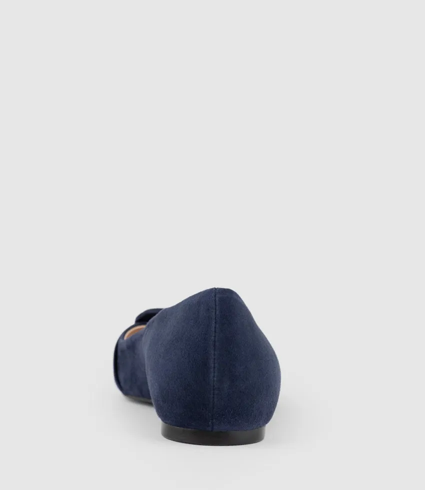 DESTRAFLAT Pointed Ballet with Buckle in Navy Suede