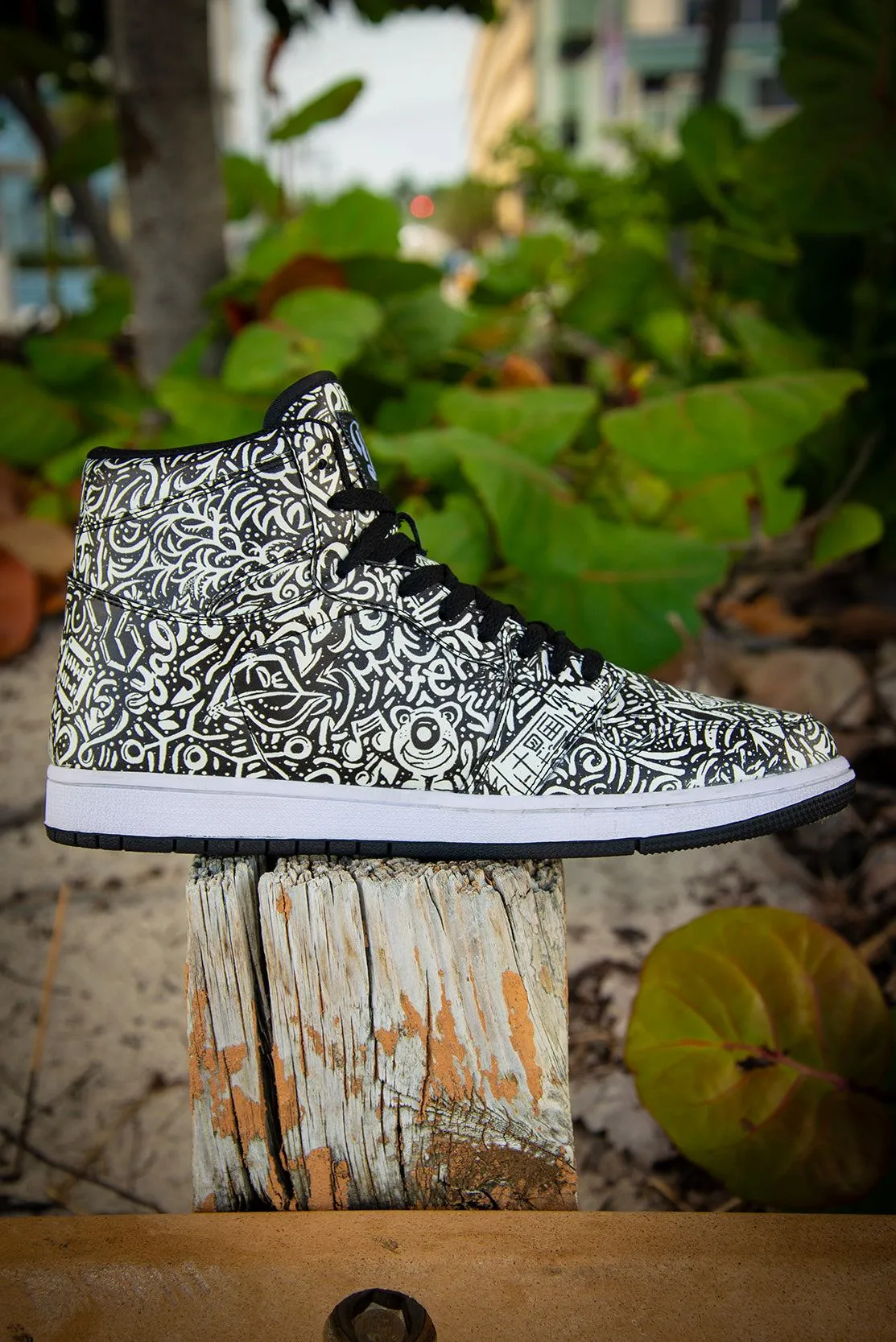 Devious Doodle Pattern Old School Mens High Top Sneakers