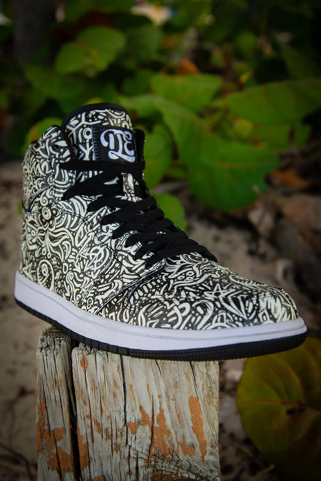 Devious Doodle Pattern Old School Mens High Top Sneakers