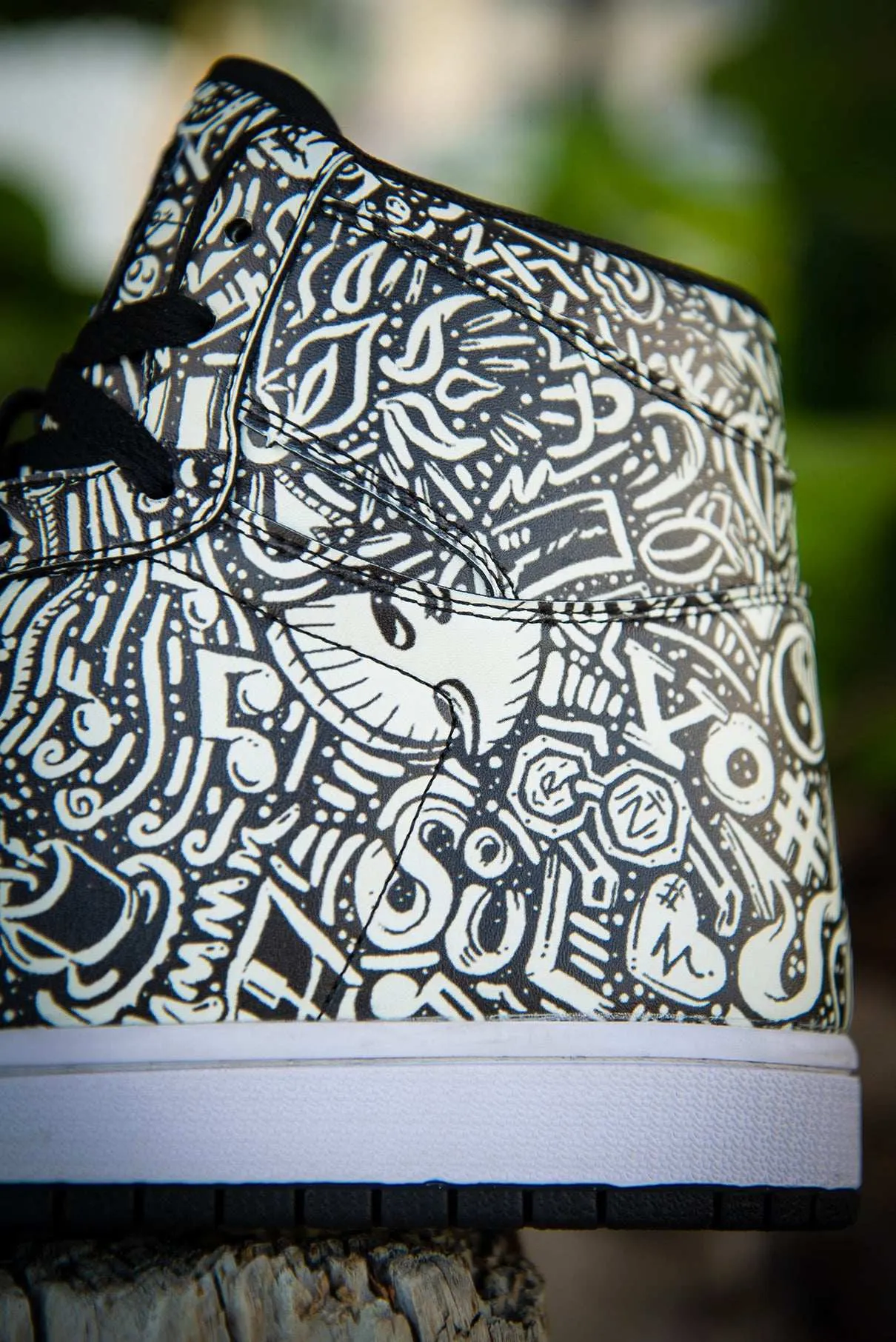 Devious Doodle Pattern Old School Mens High Top Sneakers