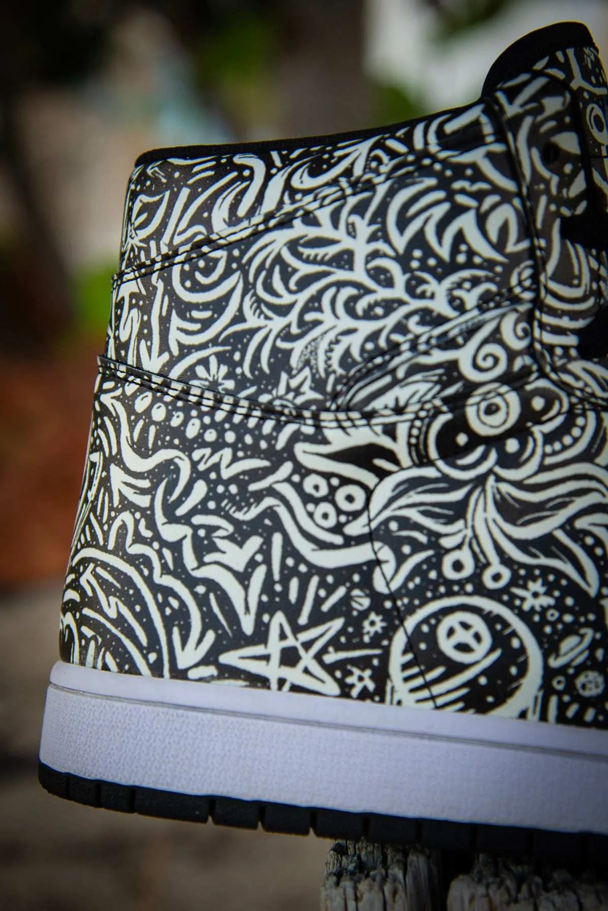 Devious Doodle Pattern Old School Mens High Top Sneakers