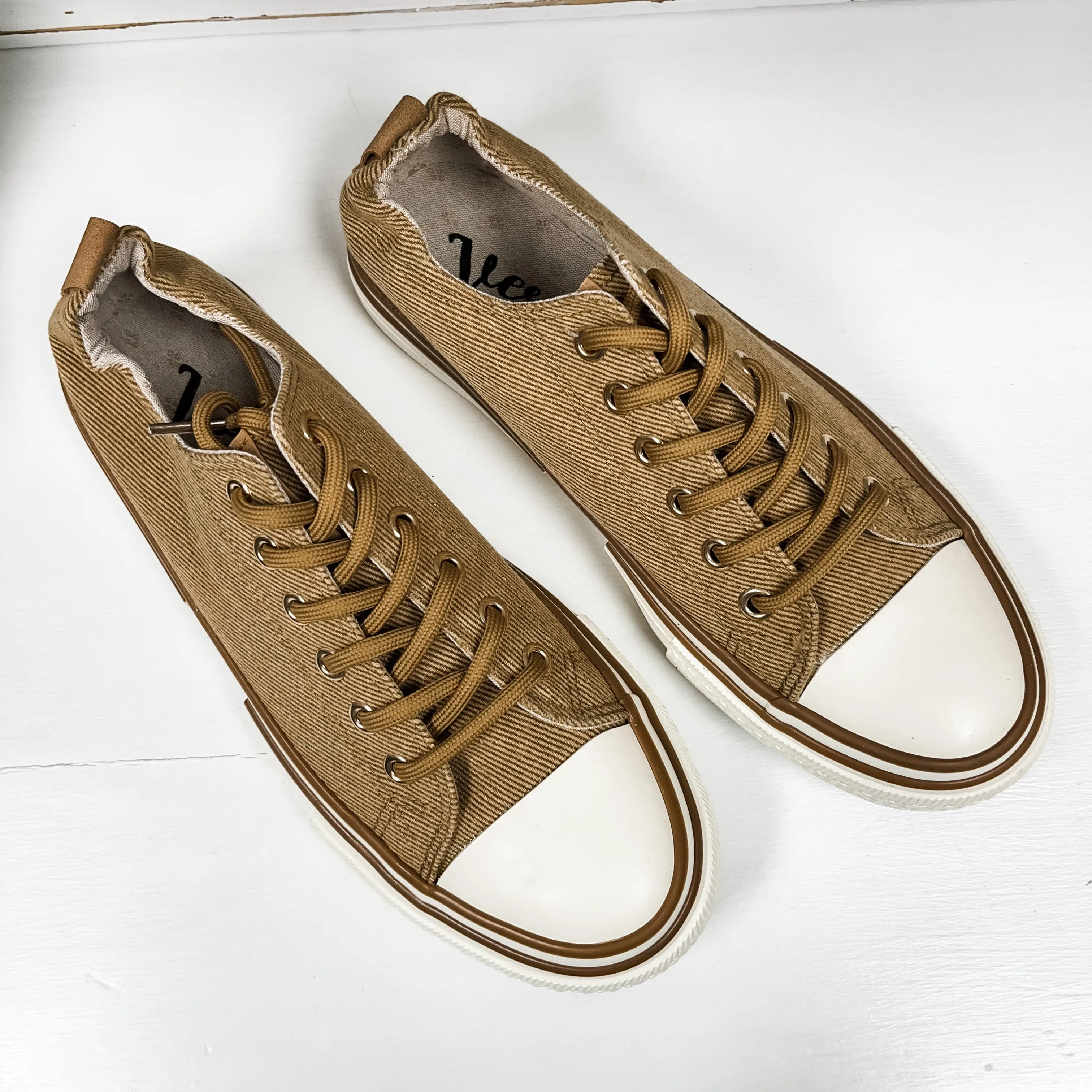 Driana Sneaker - Tan