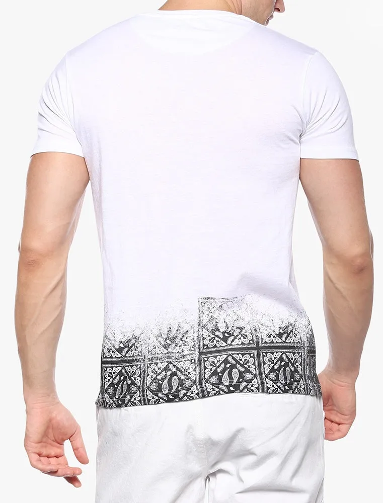 Frontier Motif Crew Neck T-Shirt in White & Black