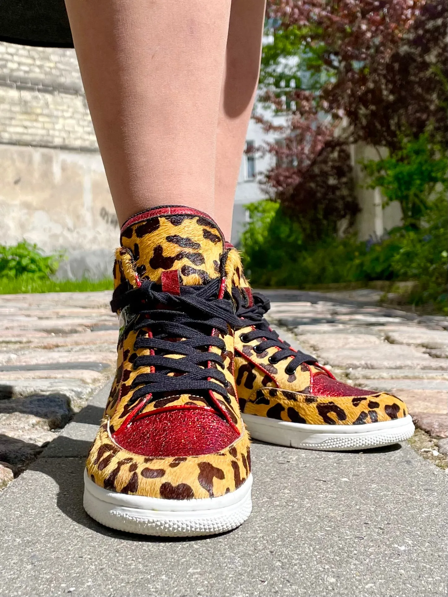 Noemi Hi - Small imperfections!