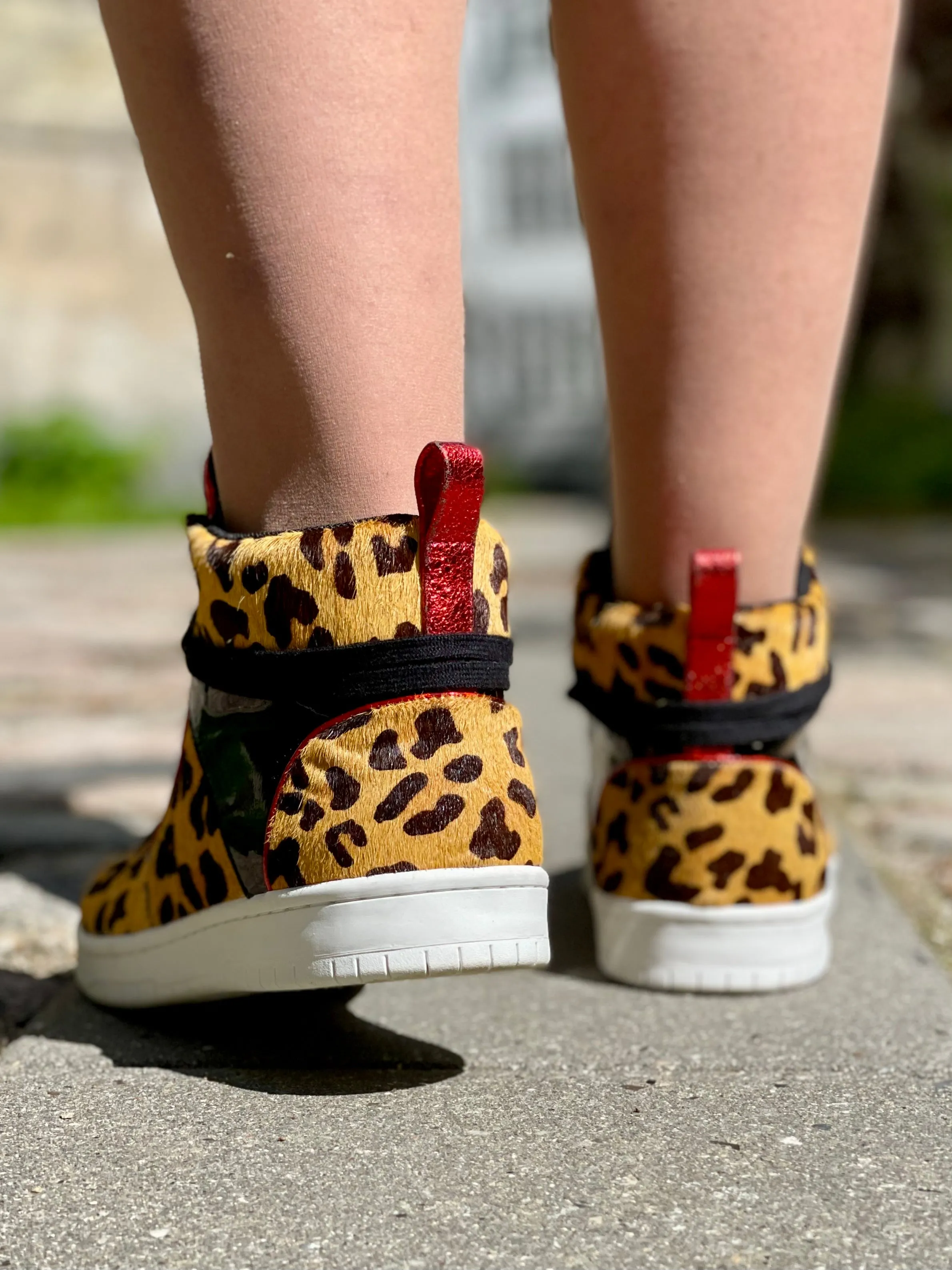Noemi Hi - Small imperfections!