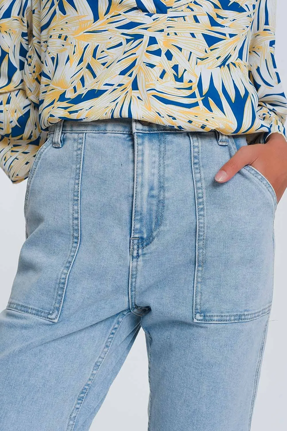 Pocket Detail Jeans In Light Denim