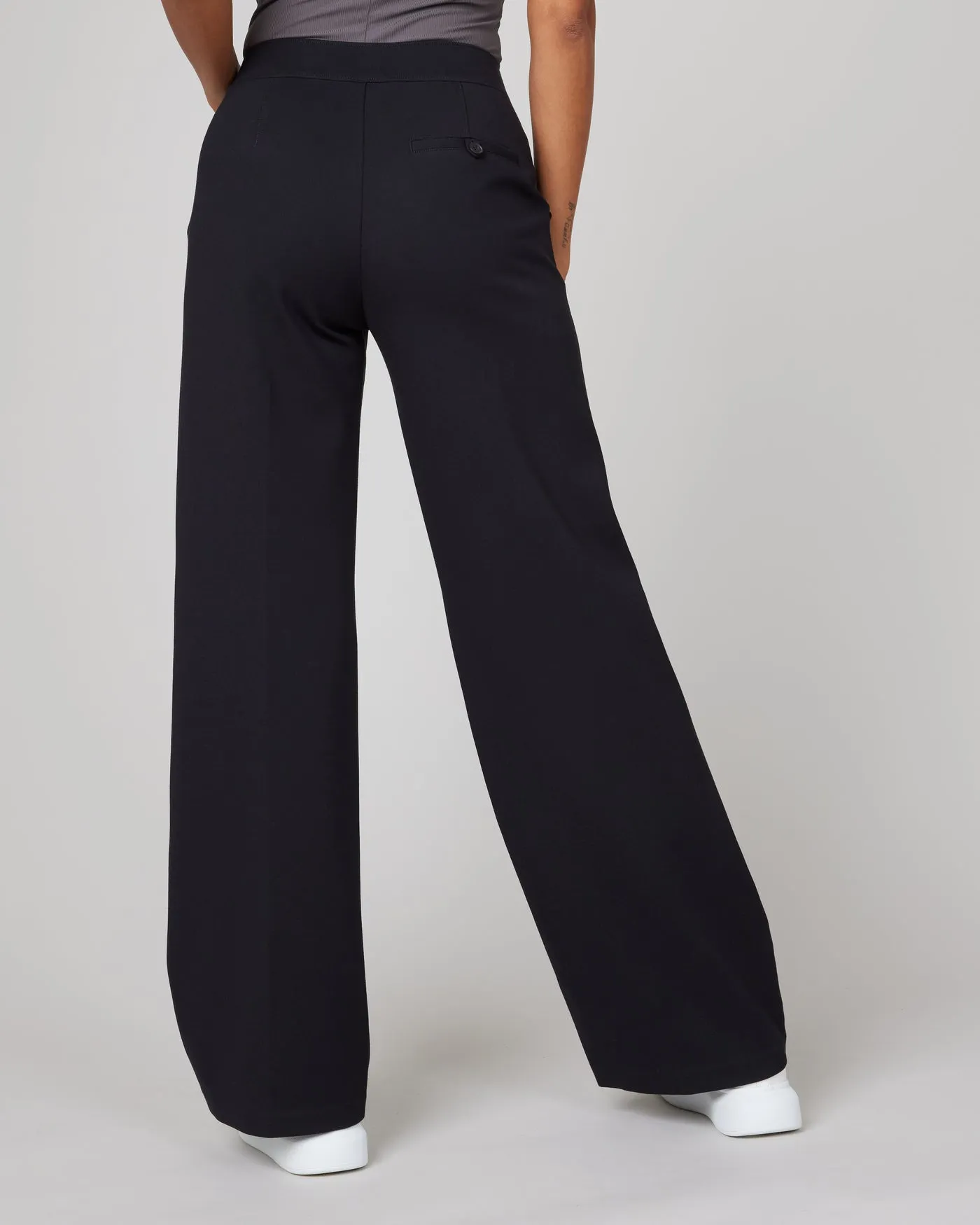 The Perfect Pant Wide Leg - Black | Spanx - Clearance