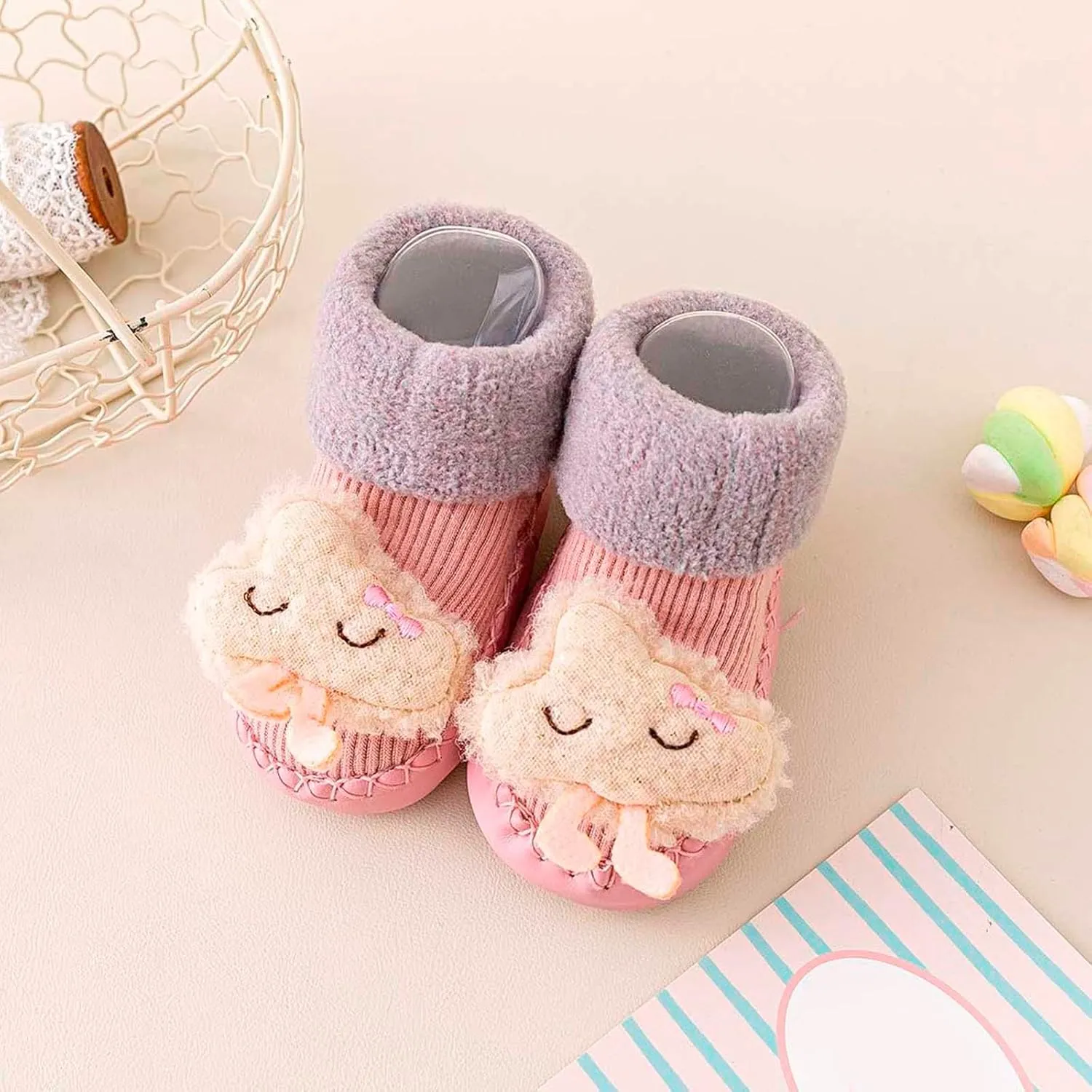 Toddler School Shoes Autumn and Winter Comfortable Baby Toddler Shoes Cute Cartoon Pattern Infant First Shoes